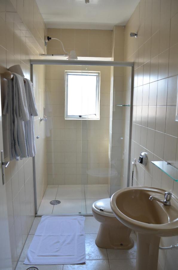 Calabreza Hotel E Restaurante Tres Coracoes Zewnętrze zdjęcie